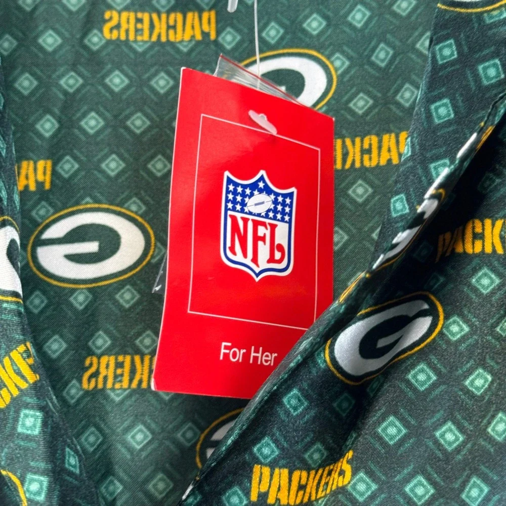 NFL Green Bay‎ Packers Womens M Satin Nightshirt Button Front Sleep Shirt NWT